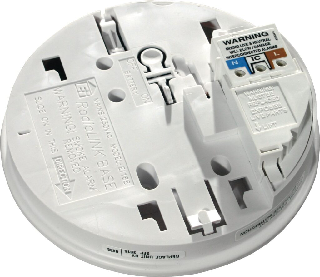 SOKKEL 230V, FAST GENOPL.M. RF