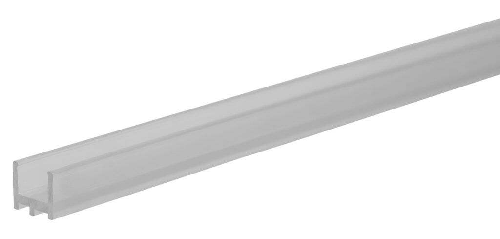 PROFIL U PLAST 15MM 2M