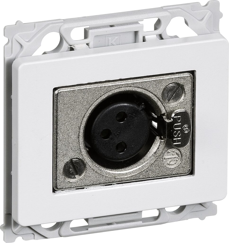 XLR UDTAG 3P 1 HUNSTIK OPUS HV