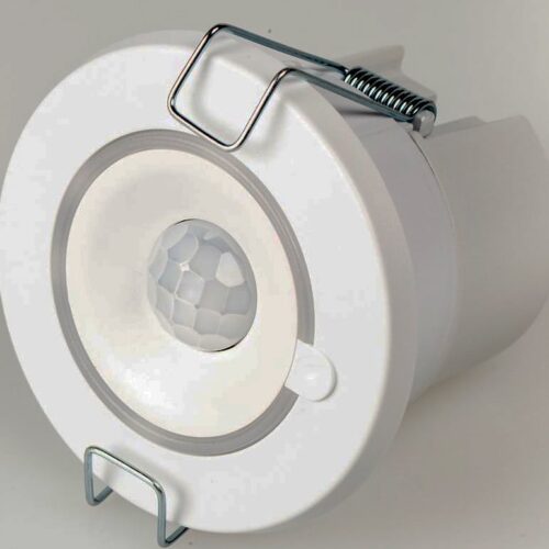 DIGIDIM320 PIR SENSOR 6,2X8M U/DAGSLYS