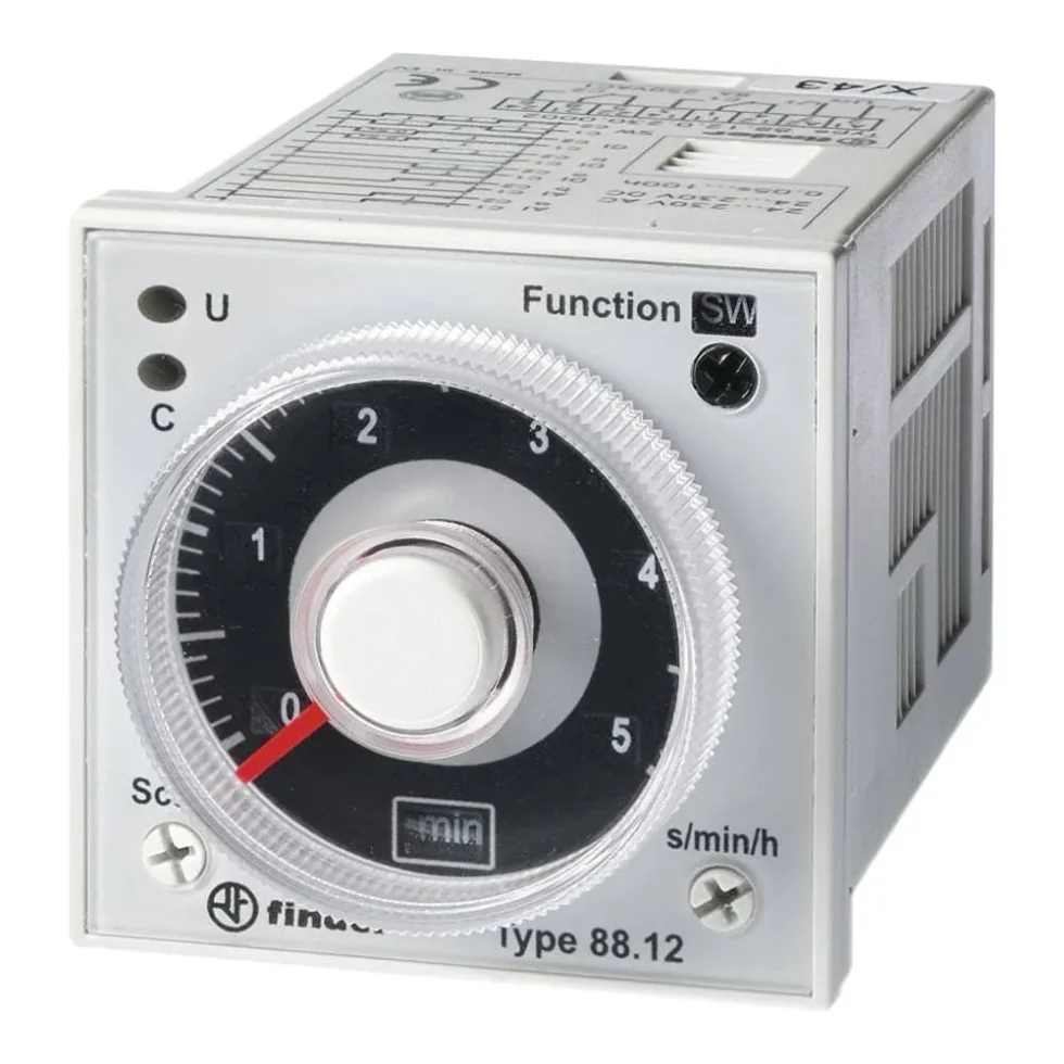 PLUG-IN TIMER - TIDSRELÆ 2POL 8A, 8POL
