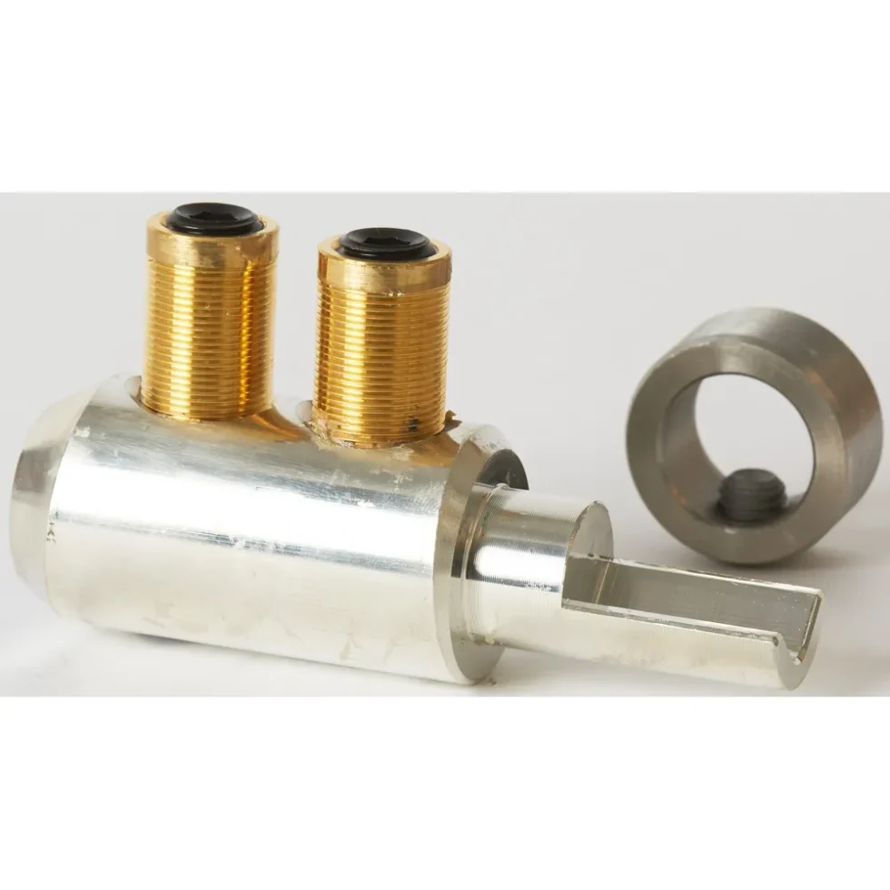 SKRUEMAGNEFIX. CU/AL 50-240MM² MED RING